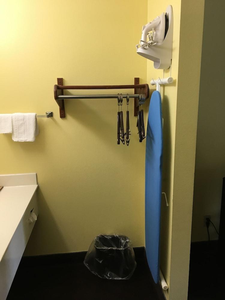 Days Inn Lamont/Монтиселло Экстерьер фото